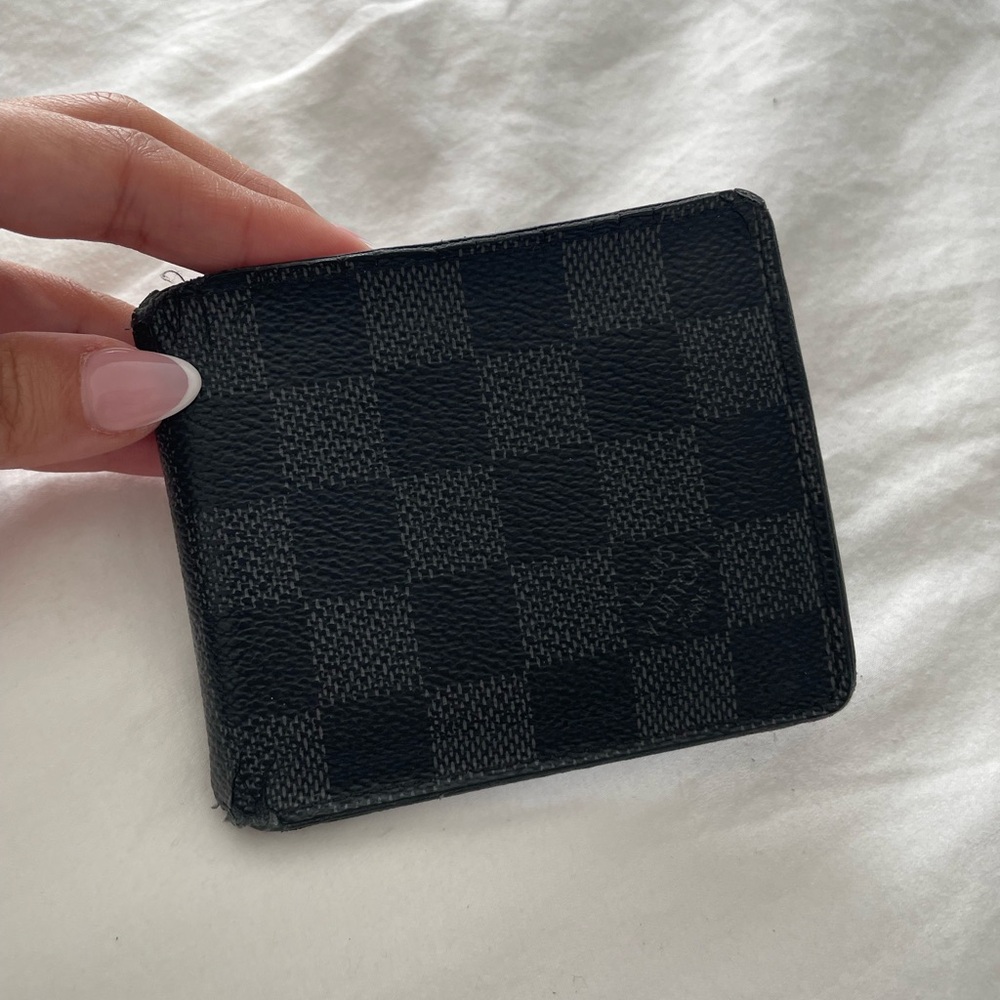 LOUIS VUITTON Checkered Black & Gray Wallet
